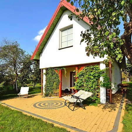 House With Large Garden, Noskowo