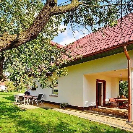 House With Large Garden, Holiday home