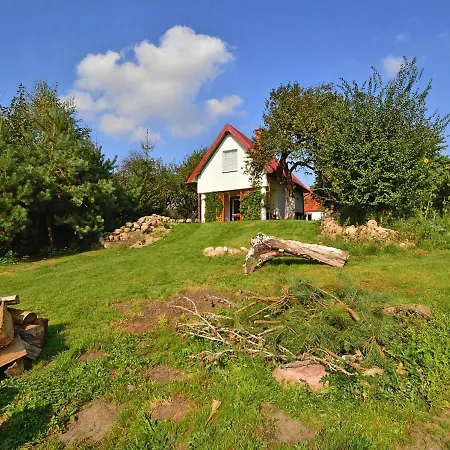 House With Large Garden, Holiday home *